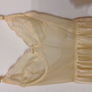 Vintage Olga Cream Light Beige Lace Sheer Bra Slip Dress 34 B